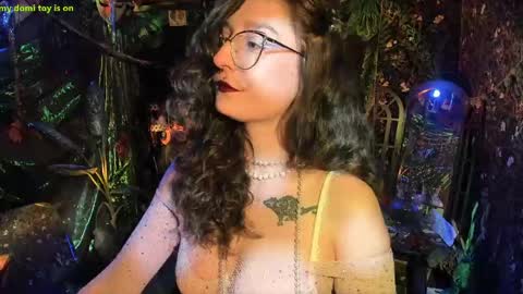 Lady Luna online show from April 18, 10:32 pm