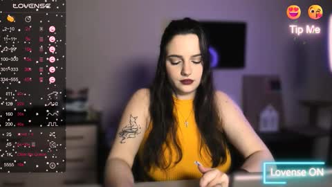 Snapshot of _latisha_ chatting on October 26, 8:19 pm Latisha online show from October 26, 8:19 pm