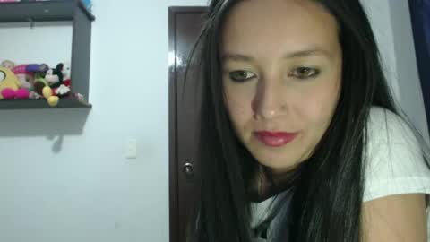 Lauren 3 online show from September 19, 6:39 am