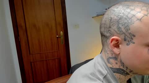 Layne online show from March 21, 2:22 pm