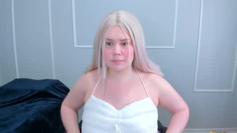 leana online show from January 6, 6:01 pm