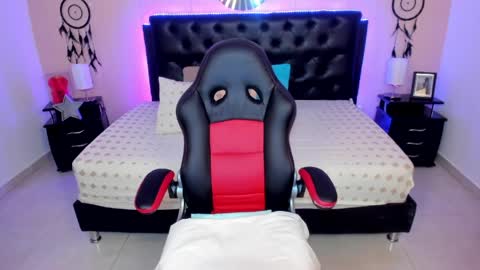 Liily online show from March 26, 7:13 am