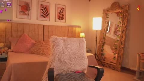 Lissana online show from March 30, 10:43 pm