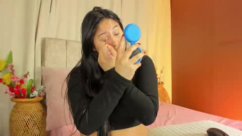 Ivy 3 online show from October 6, 7:31 pm