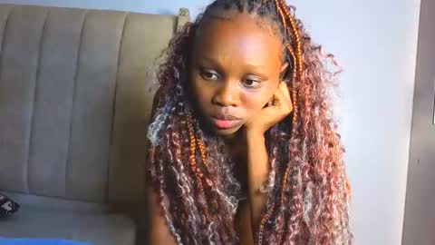 Littlevenus online show from January 19, 11:09 am