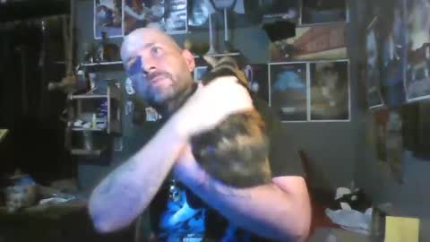 That guy online show from October 16, 2:44 am