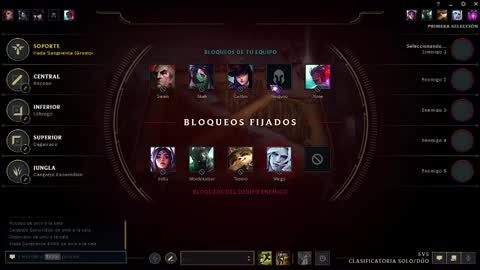 Queen.  Help me reach 100 thumbs up  online show from November 19, 12:54 am