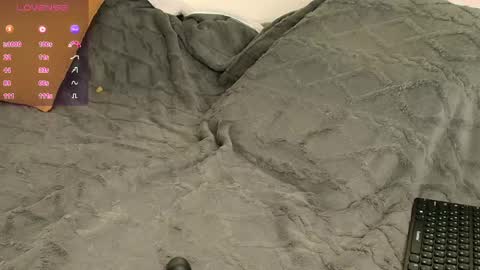 Lullaby online show from April 19, 6:10 pm