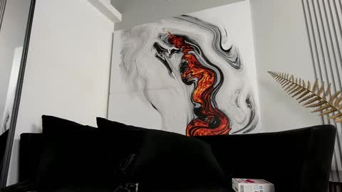  Luna  online show from February 1, 11:53 am