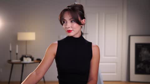 Snapshot of _mariarty_ chatting on December 7, 9:39 pm Marie -   -25 discount online show from December 7, 9:39 pm