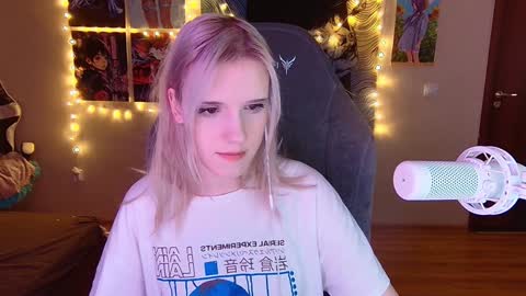 Mariko online show from December 20, 2:37 pm