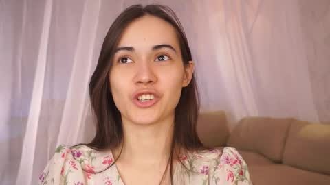  Gwen  online show from March 9, 11:03 pm