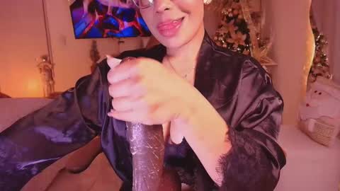 Marce  online show from January 8, 1:06 pm