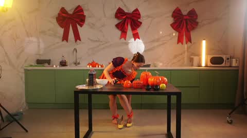  Saturday - start 2030-2130 GMT online show from October 26, 9:25 pm