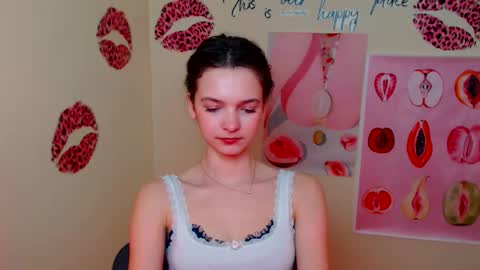 Susie online show from March 13, 1:58 pm