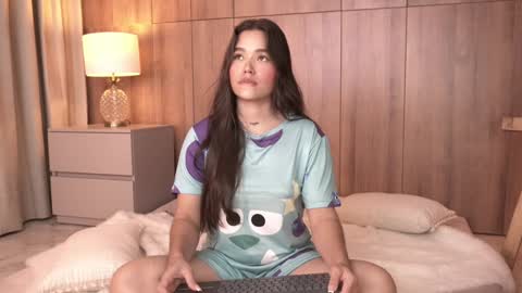     online show from October 12, 11:39 pm