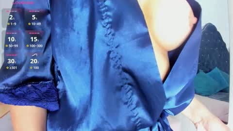 _mia_milf_ online show from March 23, 6:18 am