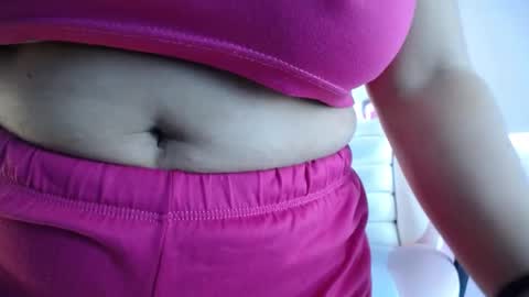  Mia  online show from September 29, 1:21 pm