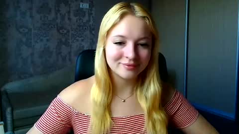 Melanie online show from June 12, 5:28 am
