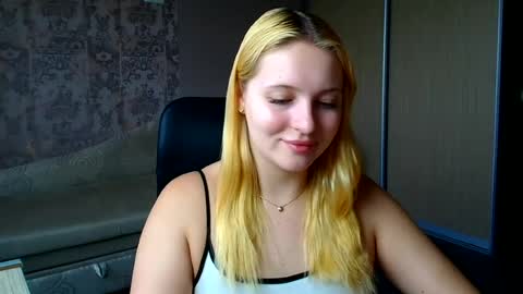 Melanie online show from July 11, 11:46 am