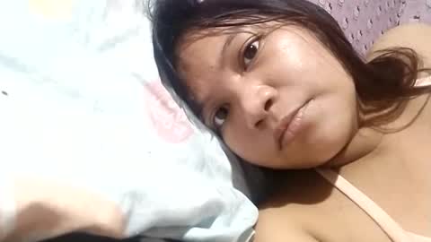 _milkytitsmomxx_ online show from December 9, 12:56 am