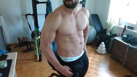BENJI online show from May 20, 3:18 pm