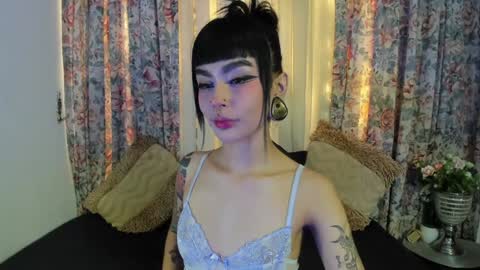 Snapshot of _mizuki chatting on January 10, 6:06 pm mizuki  online show from January 10, 6:06 pm