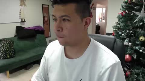 Panda  online show from November 30, 8:16 pm