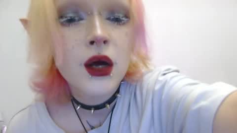 Nicole online show from November 20, 10:07 pm