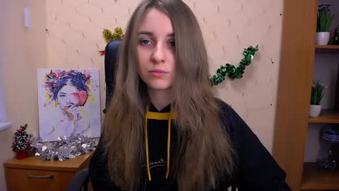 Snapshot of _nicole_new chatting on January 3, 12:29 pm Nica online show from January 3, 12:29 pm