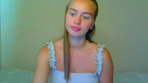 Jasminefeelings online show from June 10, 12:04 pm