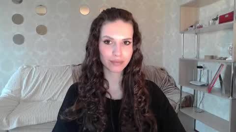 Snapshot of _pretty_fox_ chatting on October 28, 8:26 am _pretty_fox_ online show from October 28, 8:26 am