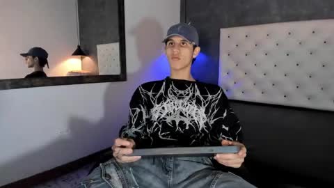 wav online show from November 25, 7:18 am