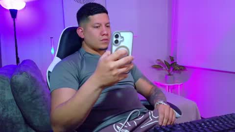 Roberto online show from August 2, 5:31 am