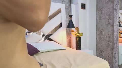 Sara online show from November 10, 7:27 pm