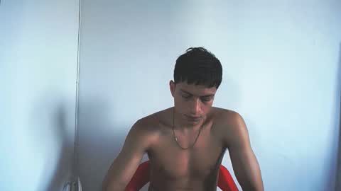 Juan Pablo-independent model online show from November 18, 8:23 pm