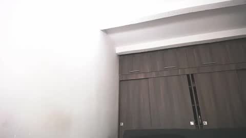 Juan Pablo-independent model online show from February 23, 6:15 am