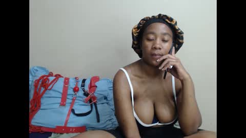 _sexylipss online show from November 24, 7:12 pm