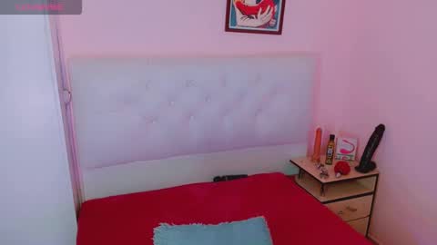 _shadday_ online show from March 21, 4:18 am