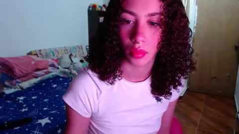 _shanellxxx online show from April 30, 11:09 pm