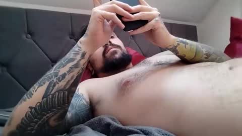 _smiley_bear27 online show from November 27, 5:37 am