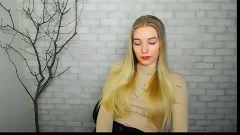 Rachel online show from March 3, 11:33 am