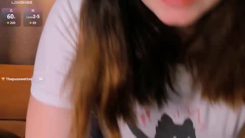 Snapshot of _sofi_spark chatting on October 7, 7:48 am Sofi  Follow me  online show from October 7, 7:48 am