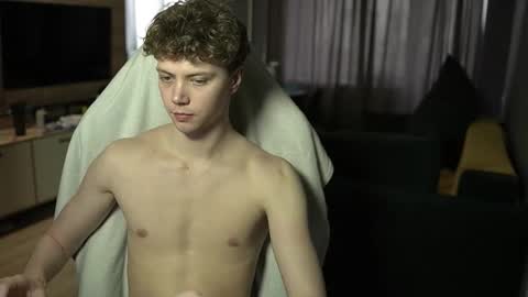 OLIVERpvt is open online show from March 27, 1:12 pm