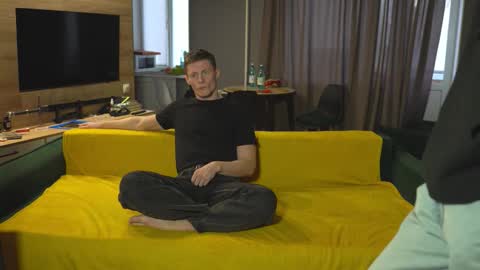 OLIVERpvt is open online show from November 3, 12:06 pm