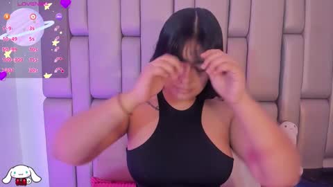 V E N U S online show from February 23, 11:01 am