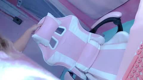 Call me Melody online show from July 13, 4:54 pm