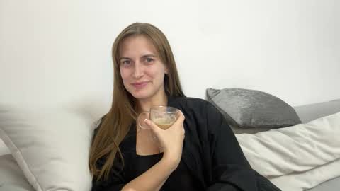 Snapshot of _sweet_lora chatting on October 3, 7:44 pm You can call me Lora  online show from October 3, 7:44 pm