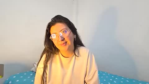 _sweet_melodyy online show from March 10, 9:18 pm