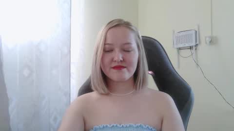 _sweet_smile_ online show from September 16, 10:28 am